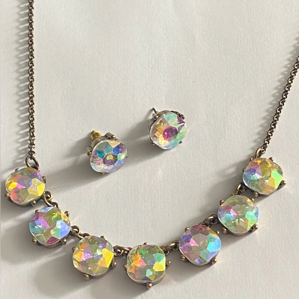 Aurora Borealis Facetted Rhinestone Glass Necklace And Earrings Set Iridescent
